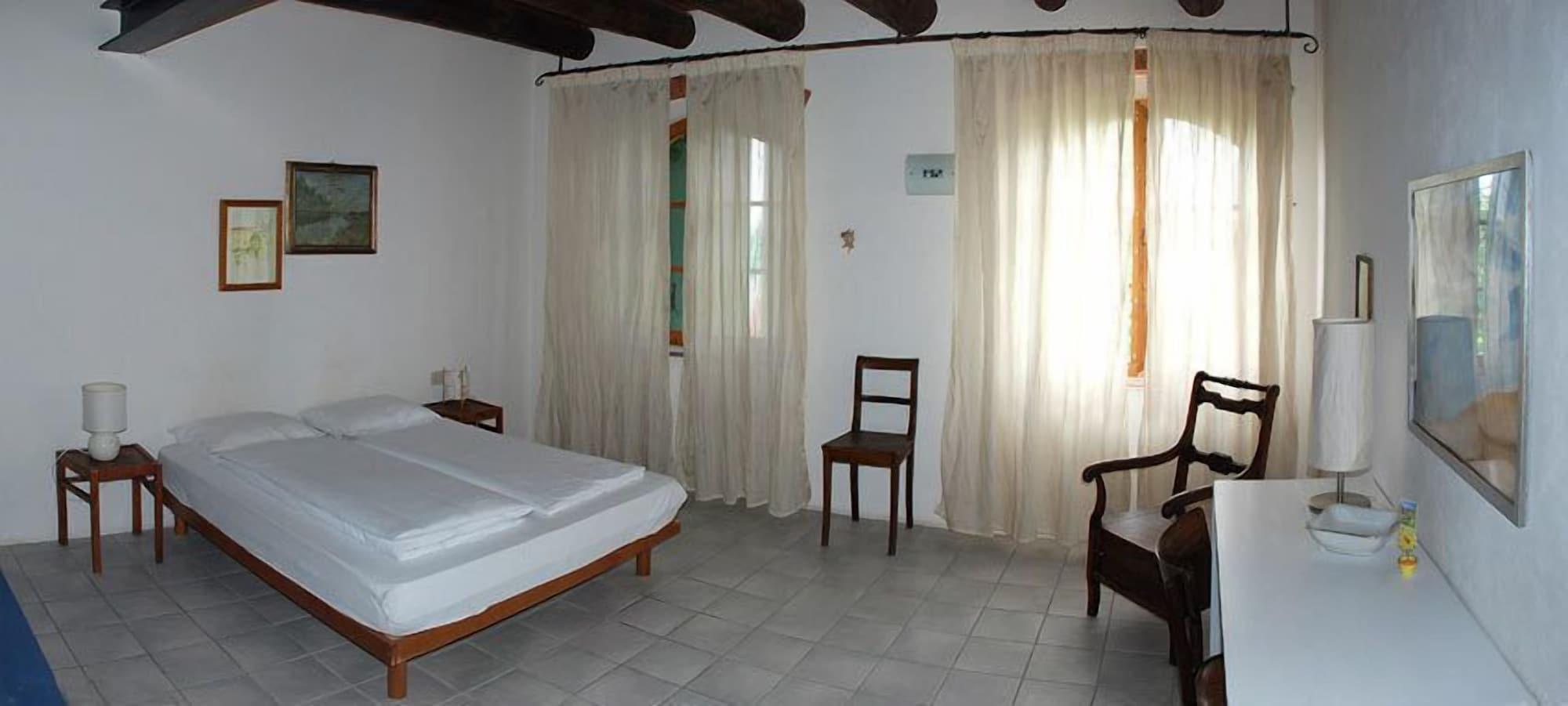 La Tinassara Bed & Breakfast ลาซีเซ ภายนอก รูปภาพ