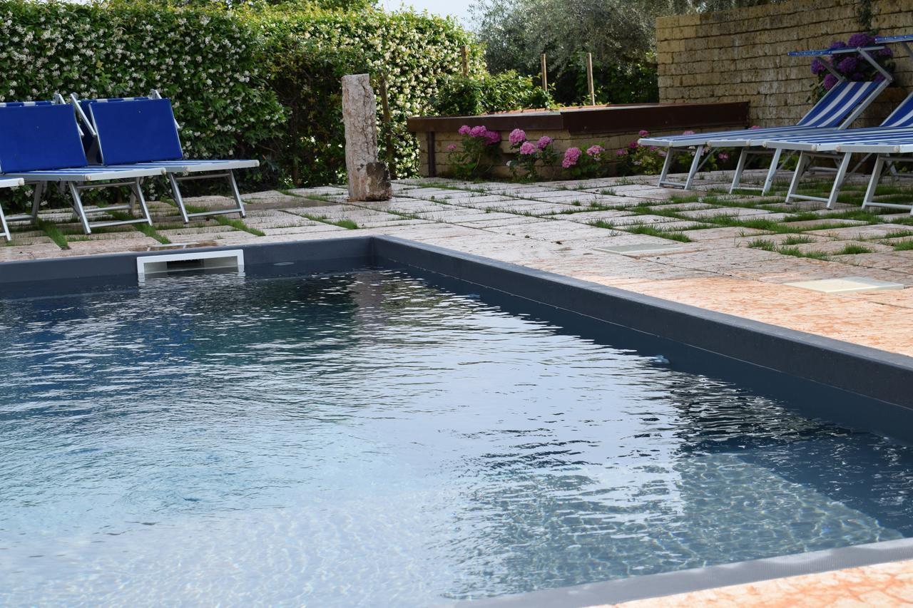 La Tinassara Bed & Breakfast ลาซีเซ ภายนอก รูปภาพ