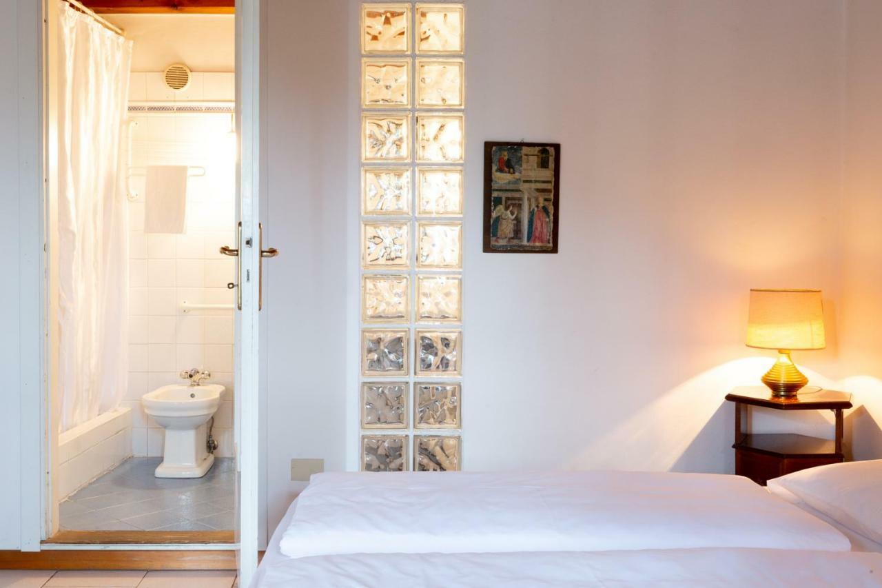 La Tinassara Bed & Breakfast ลาซีเซ ภายนอก รูปภาพ